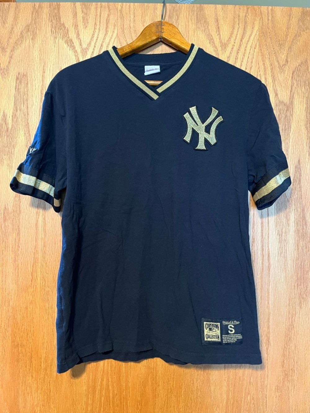 Mitchell & Ness Black & Gold NY Yankees Short Sleeve Tee